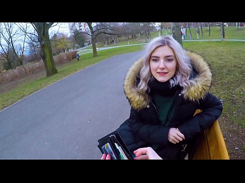 ❤️ Swallows ib tug neeg txawv lub kub cum rau nyiaj - blowjob nyob rau hauv lub tiaj ua si los ntawm Eva Elfie ️ zoo poj niam deev ntawm hmn.pornburst.ru%  ﹏